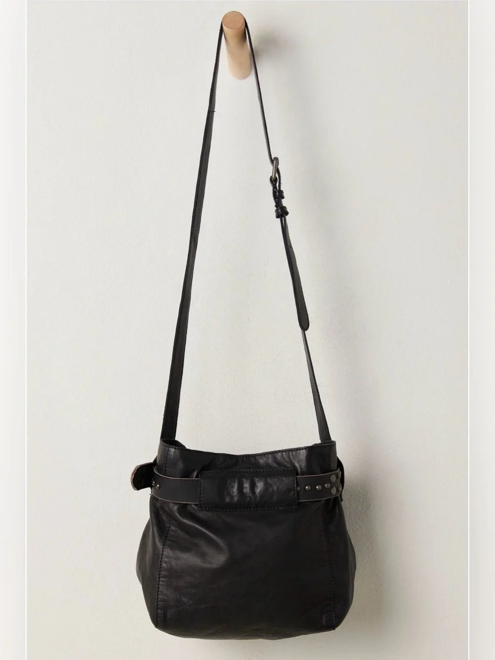 BRAND NEW- Free People Black Studded Leather Shoulder Bag - Picture 2 of 16